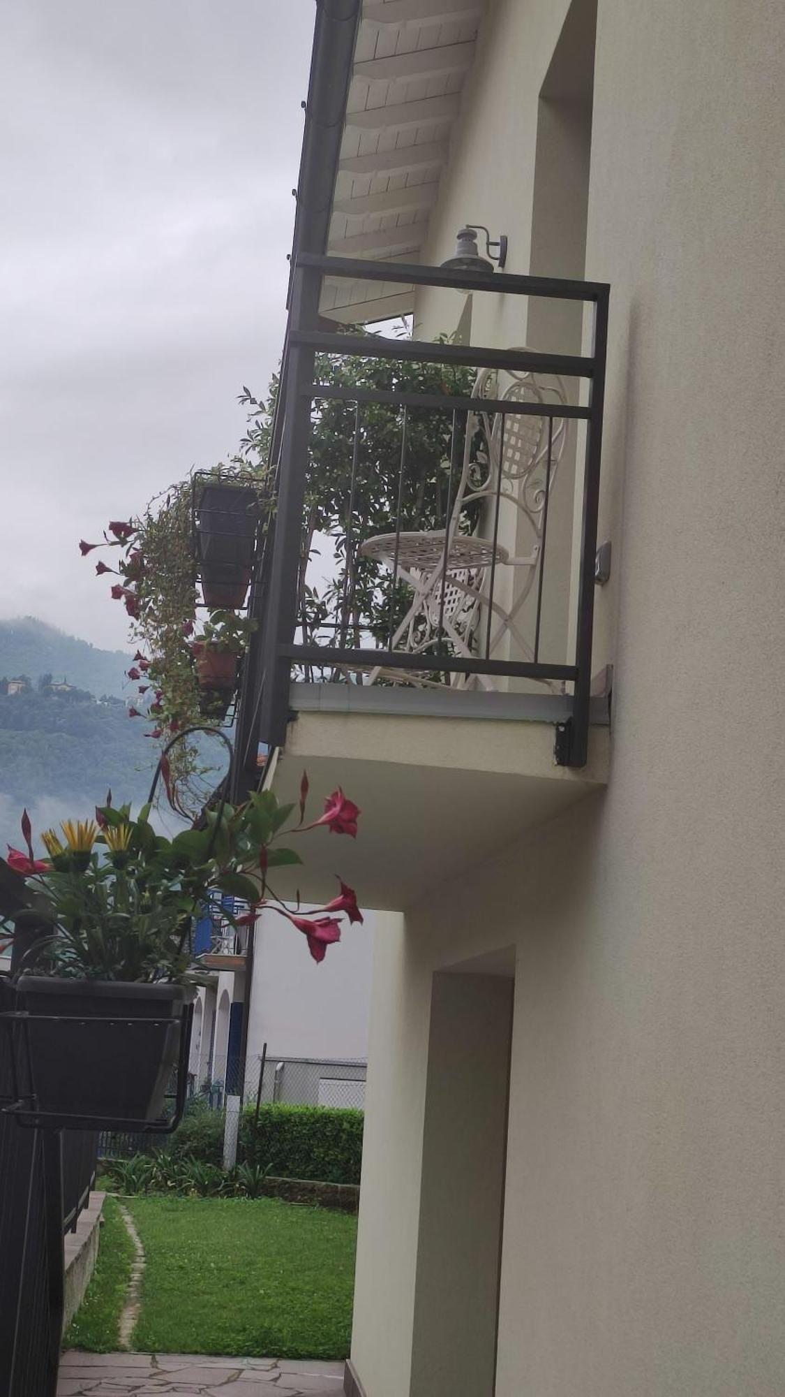 Lora Giusta Guest House Como Luaran gambar
