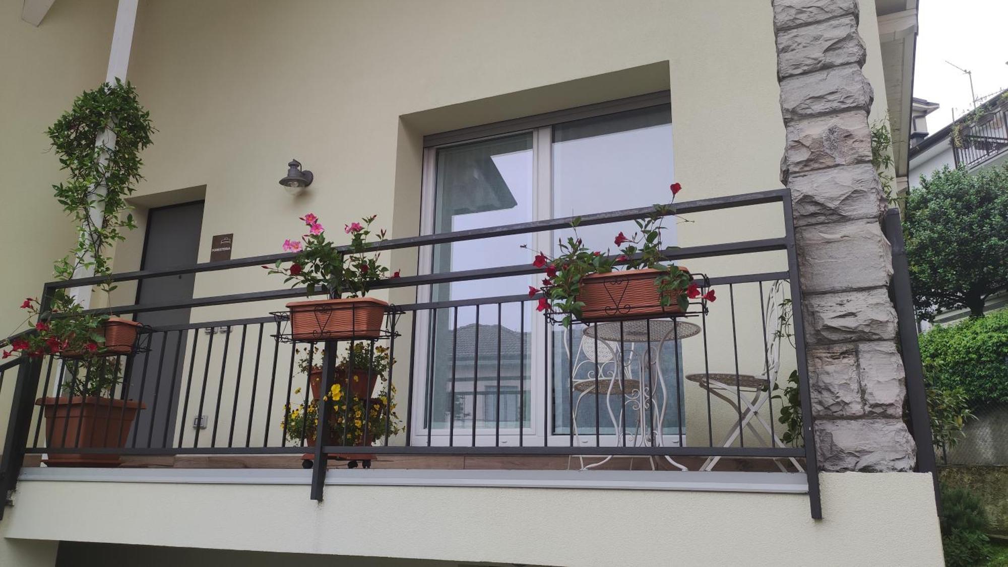 Lora Giusta Guest House Como Luaran gambar